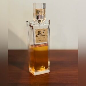 *RARE FIND* Givenchy Hot Couture EDP - 100% Authentic / Discontinued
